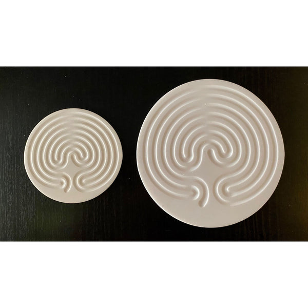 Classical Finger Labyrinth